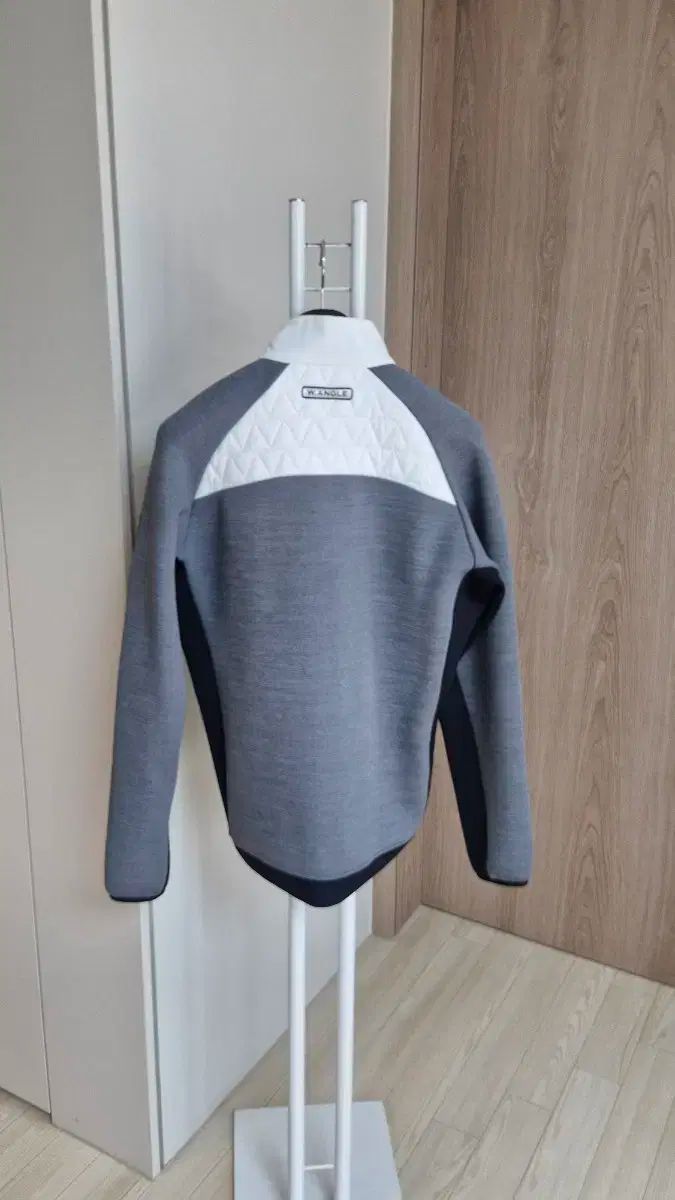 ワイドアングル メンズ 前面キルティング 軽いダウンジャケット|95