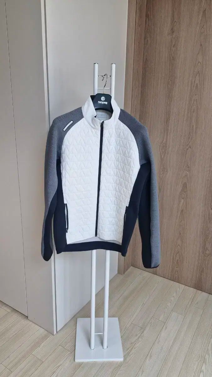 ワイドアングル メンズ 前面キルティング 軽いダウンジャケット|95