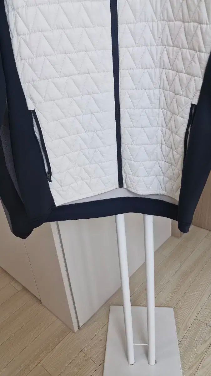 軽いダウンジャケット|95