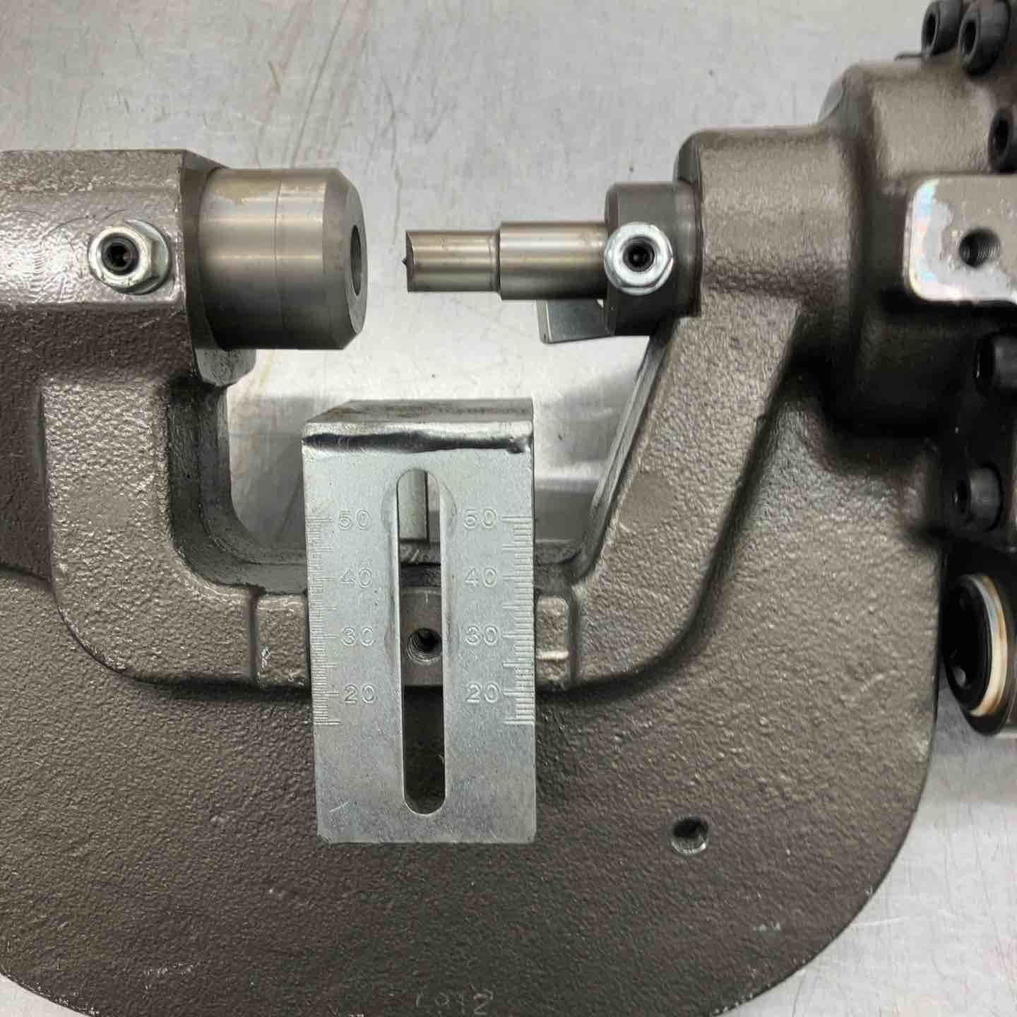 パンチャー IS-20MPS