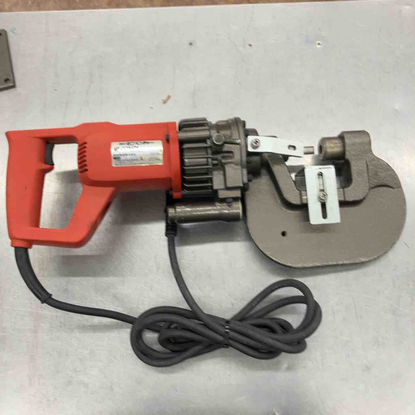 育良精機 IKURA パンチャー IS-20MPS 所沢店