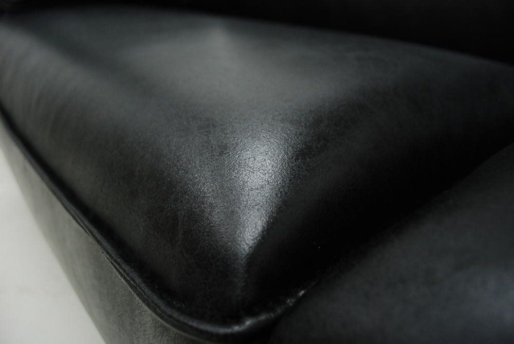 アウトレット 現品限り 一部送料無料 ♥ 北欧調モダン ３人掛けソファー トリプル 落ち着きのあるリビング空間 220902-コロンバス3p NEXPOTALLINN_EU