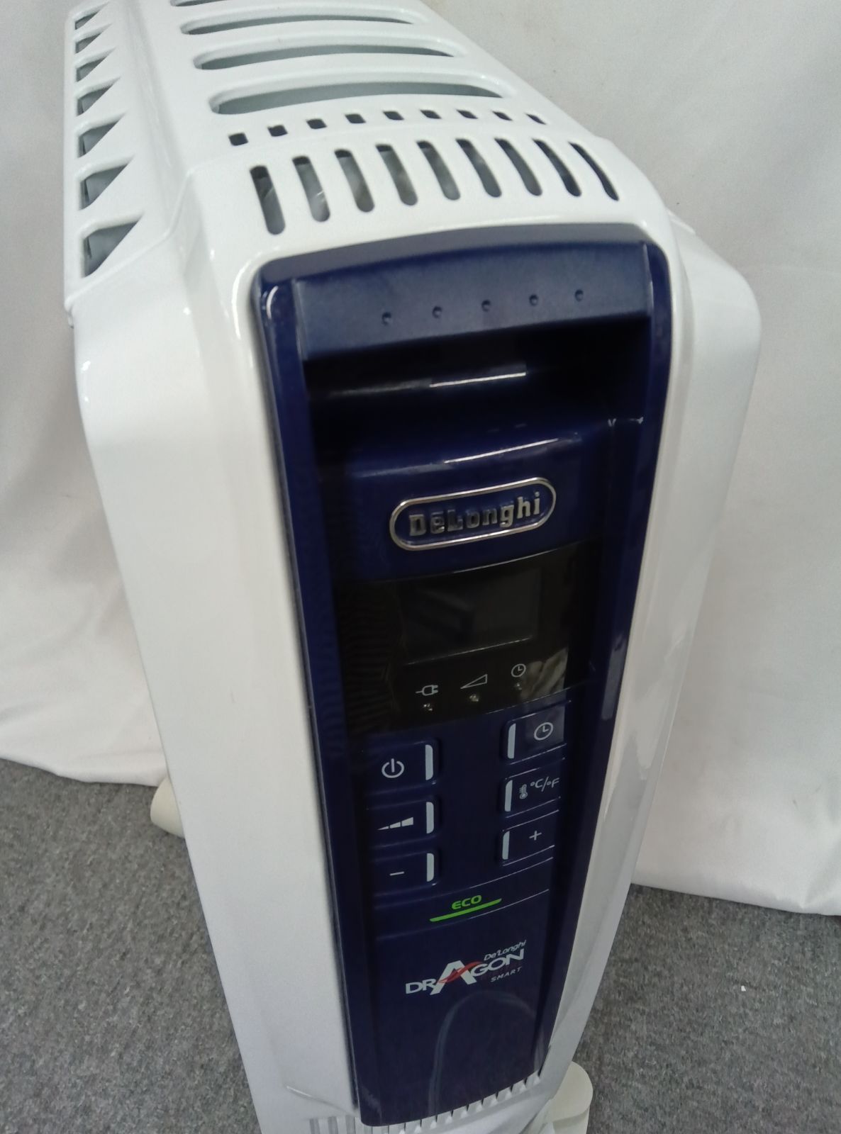 デロンギ De'Longhi ドラゴン オイルヒーター QSD0712－MB 104 - メルカリ