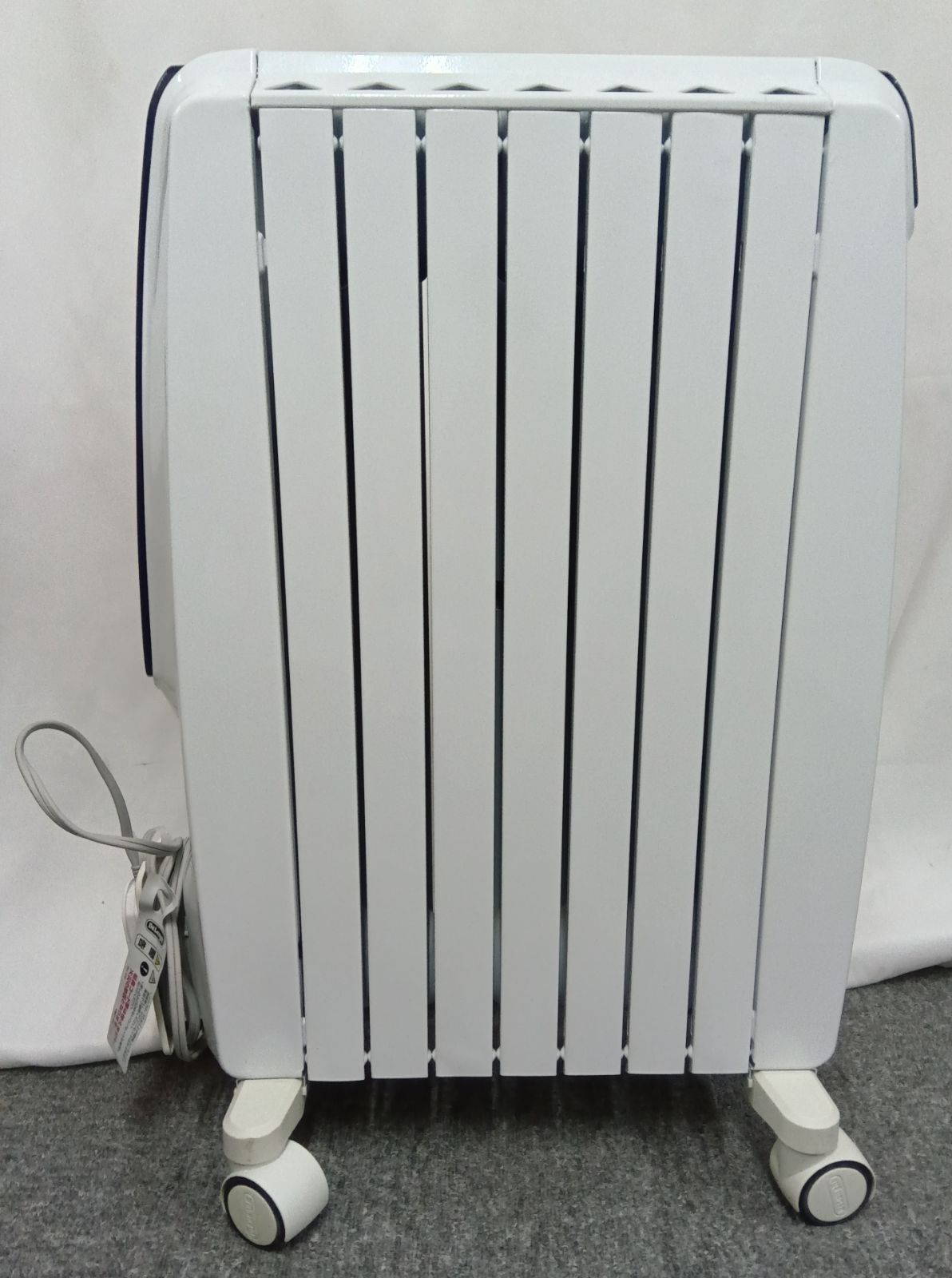 デロンギ De'Longhi ドラゴン オイルヒーター QSD0712－MB 104 - メルカリ