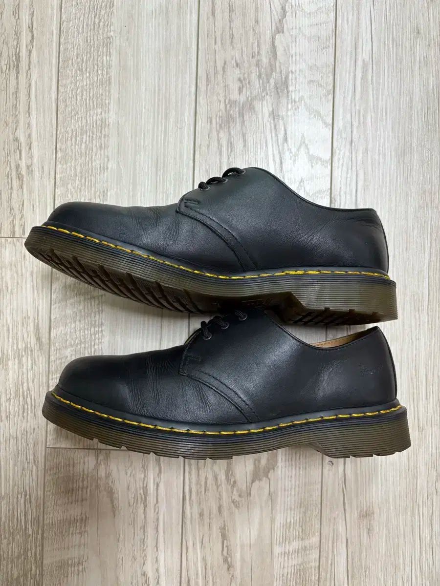 MARTENS ドクターマーチン