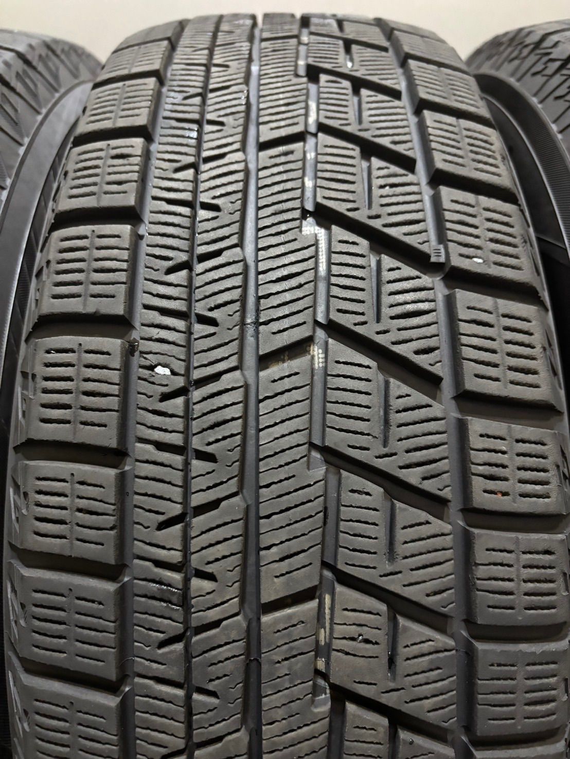  195 65 R 15 ice GUARD iG 60 21年製 スタッドレス 4本 ヨコハマ アイスガード ノア ヴォクシー プリウス 3 K 533 15インチ スタッドレス