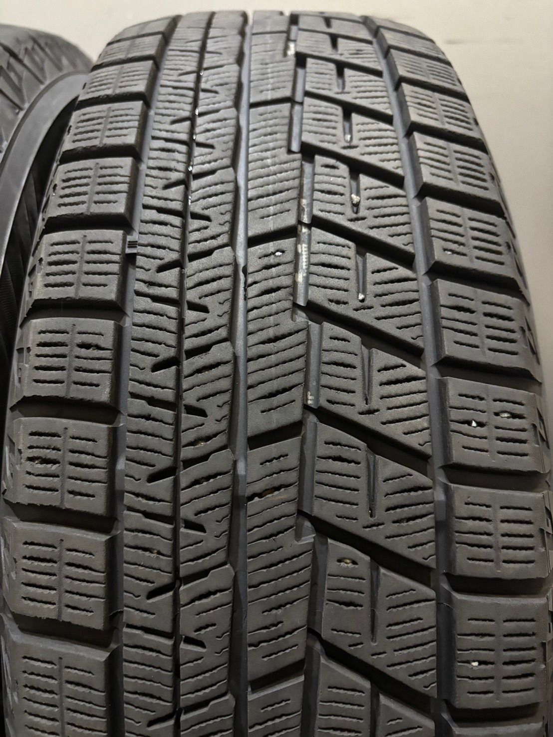 195 65 R 15 ice GUARD iG 60 21年製 スタッドレス 4本 ヨコハマ アイスガード ノア ヴォクシー プリウス 3 K 533