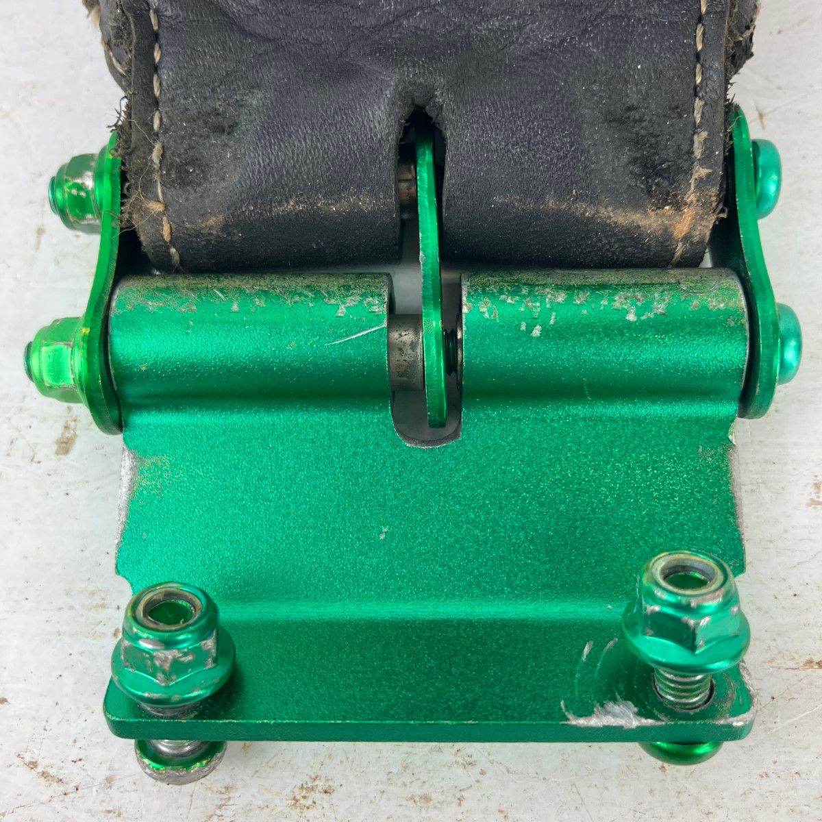 チェーン金具 ベルトループアタッチメント付