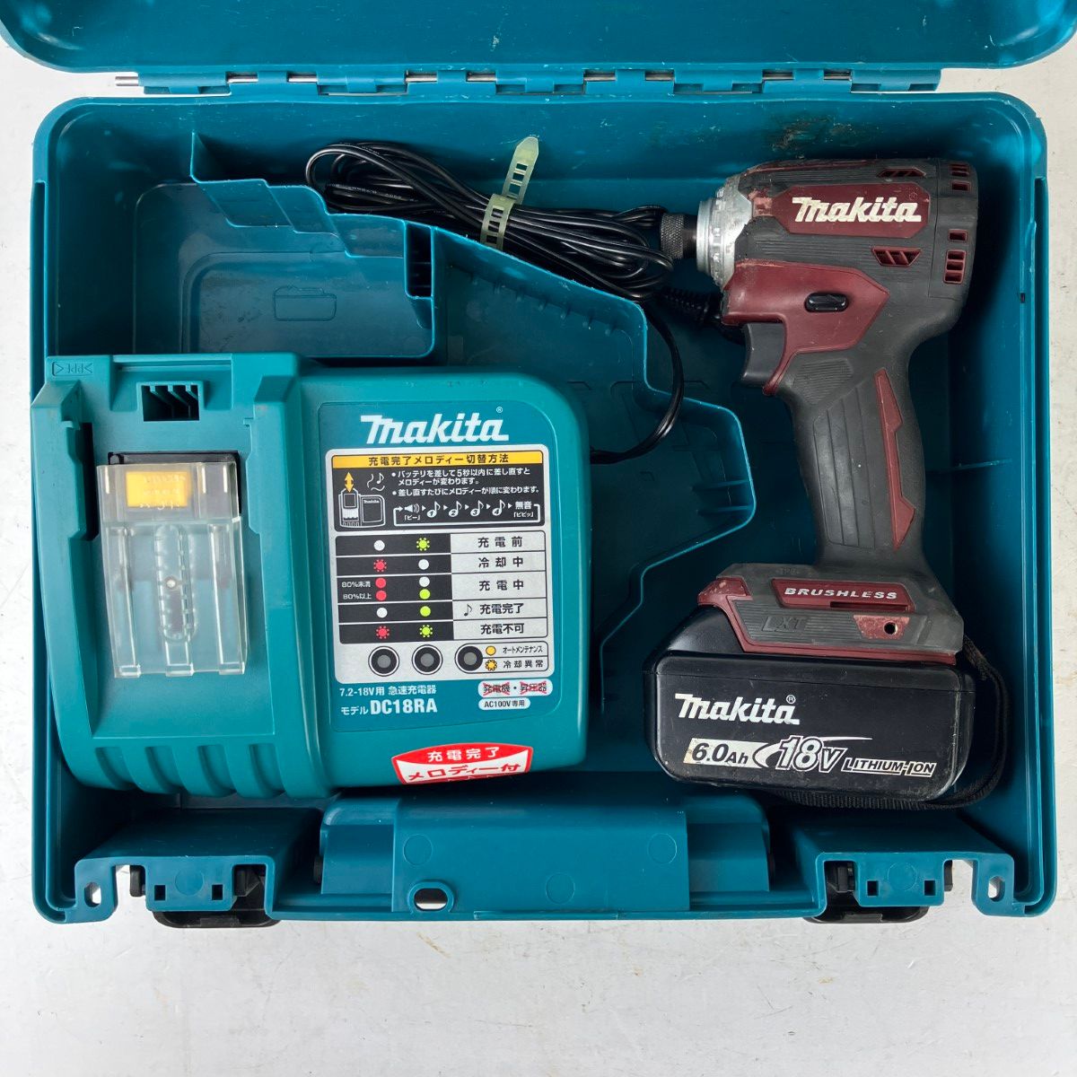 ЗЗMAKITA マキタ 18v インパクトドライバ バッテリーx1 充電器 ケース付 TD171D オーセンティックレッド