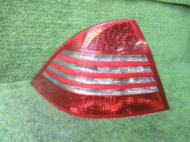 ベンツ Sクラス GF-220065 左 テールランプ テールライト S320 112 H10年 A 220 820 07 64