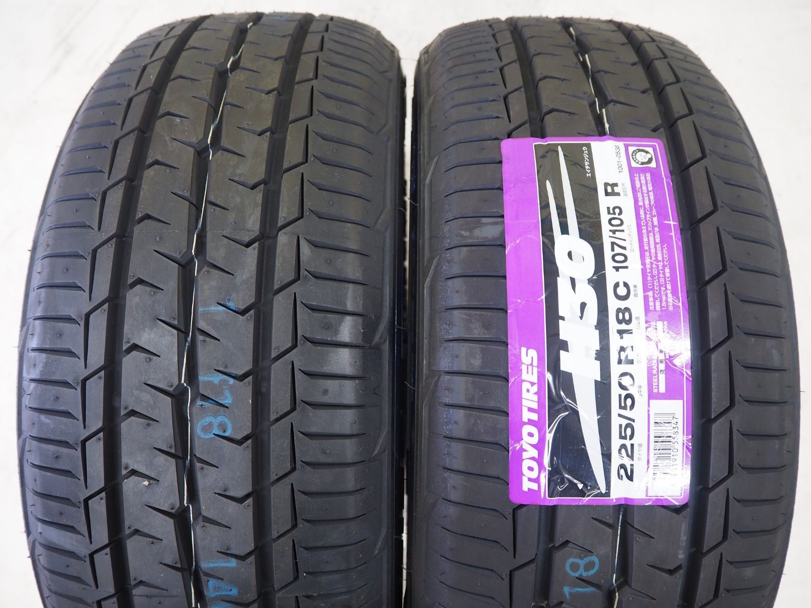 TOYO H 30 225 50 R 18 C 107 105 車検対応 ホワイトレタータイヤ 200系 ハイエース NV 350 キャラバン