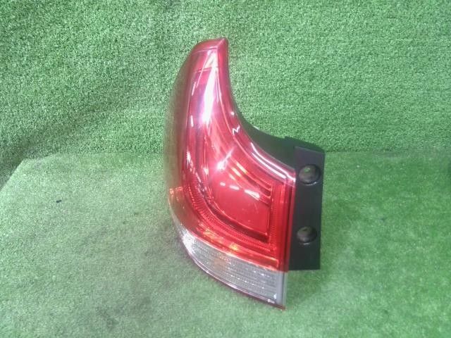 フリード 6BA-GB5 左 テール ランプ ライト G 6人 L15B NH731P 33550-TDK-J01