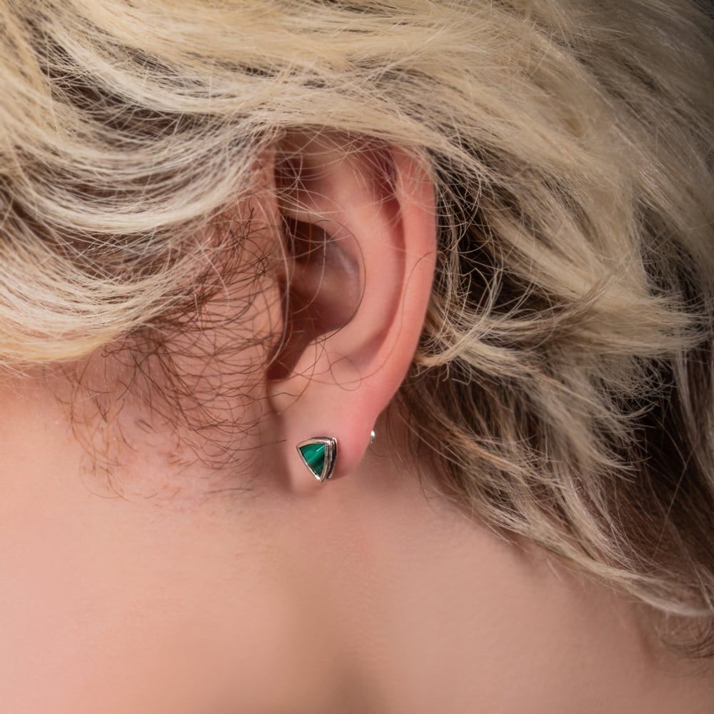 デルタピアスマラカイト アルテミスキングス シルバーアクセサリー ジュエリーブランド NEXPOTALLINN_EU