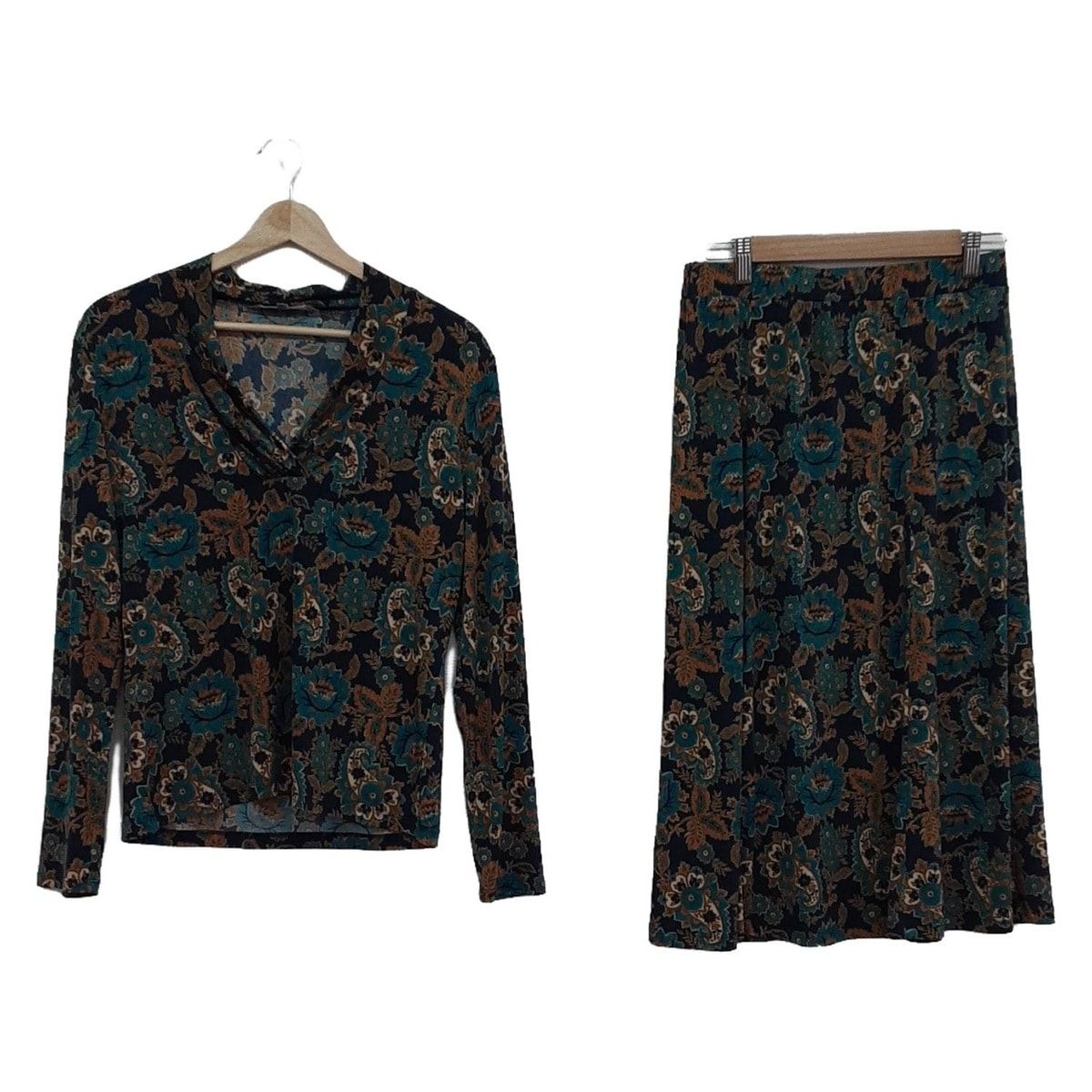 LAURAASHLEY ローラアシュレイ スカートセットアップ レディース - 黒×ブルーグリーン×マルチ 花柄