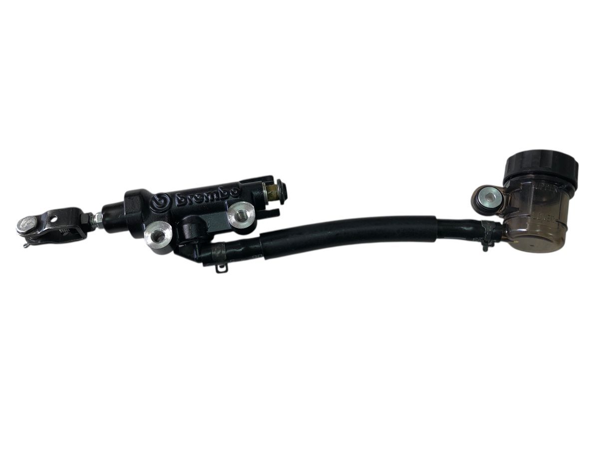 YAMAHA XSR900 ABS RN80 リアブレーキマスター ブレンボ 取付ピッチ50mm 割れ削れ無し リザーブタンク付 2777-M7081