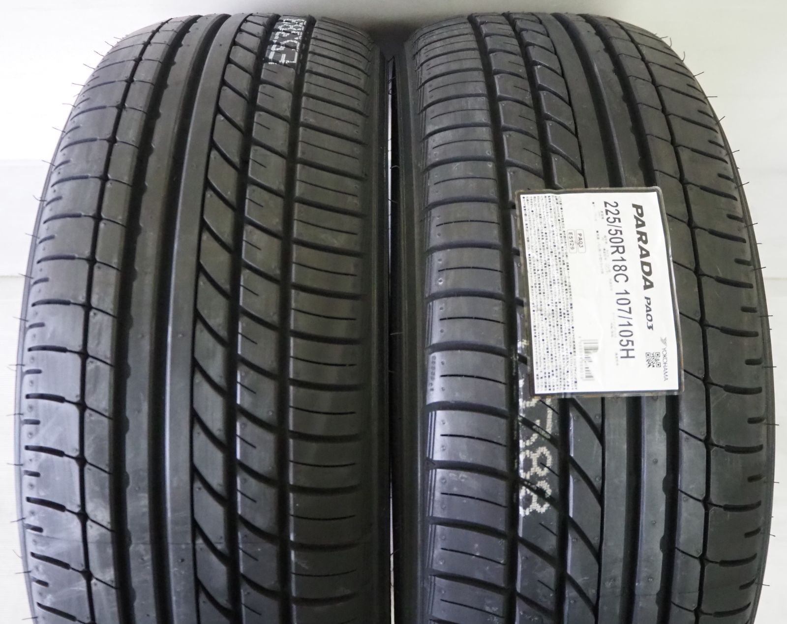 ヨコハマ PARADA パラダ PA 03 225 50 R 18 C 107 105 H 200系 ハイエース NV 350