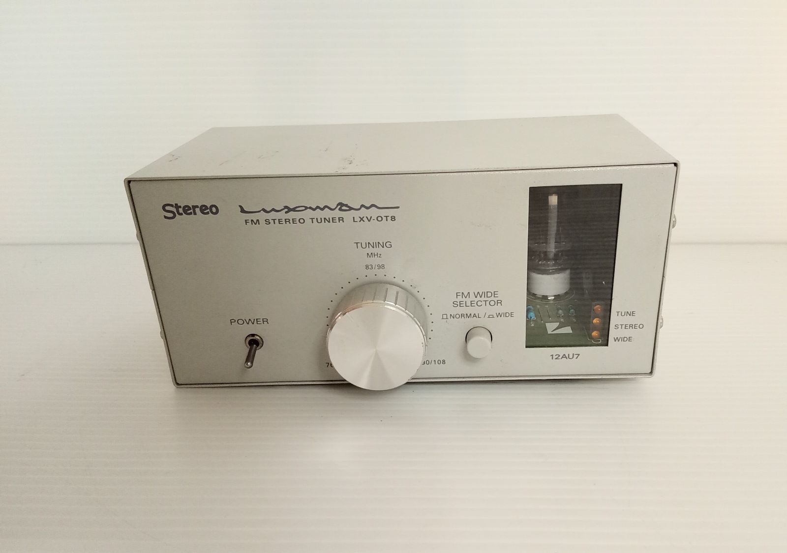 Luxman FMステレオチューナー LXV-OT8 特性木枠付 真空管FMチューナーキット『LXV-OT8』が、 stereo編 ONTOMO MOOK