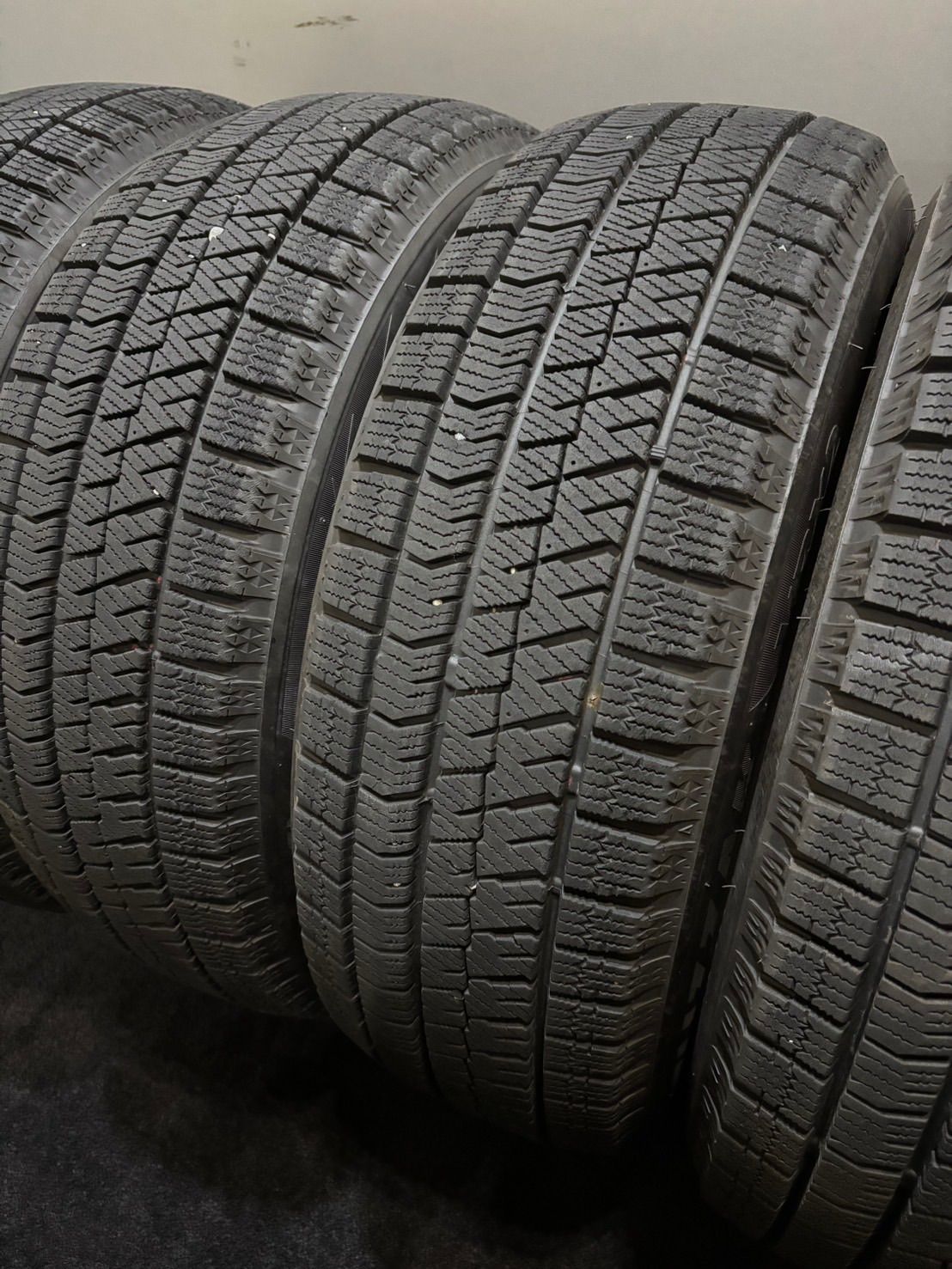 185 60 R 15 VRX 2 21年製 スタッドレス 4本 ブリヂストン ブリザック アクア ヤリス フィット 4 K 536