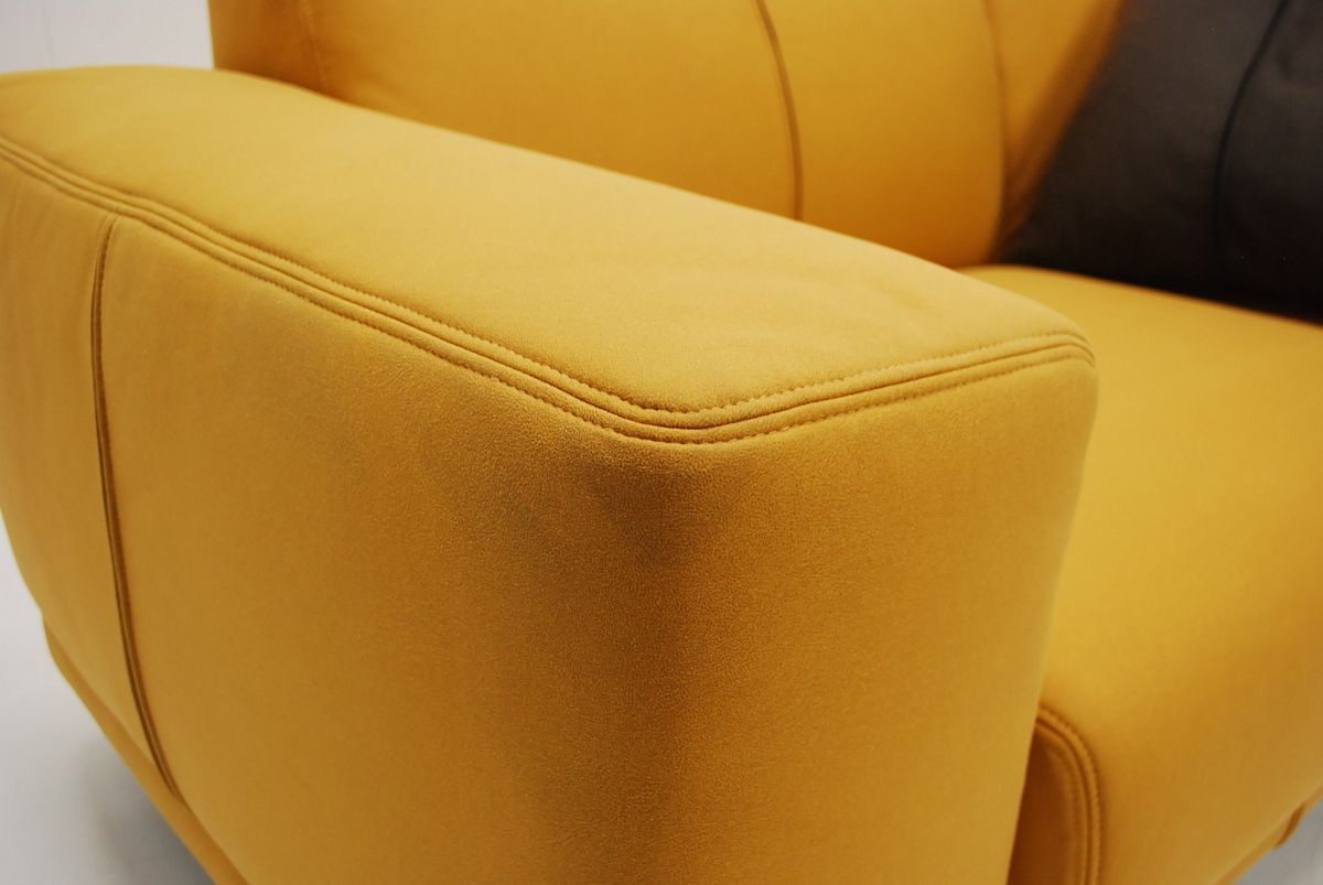 空間をお洒落に彩ります ファブリック