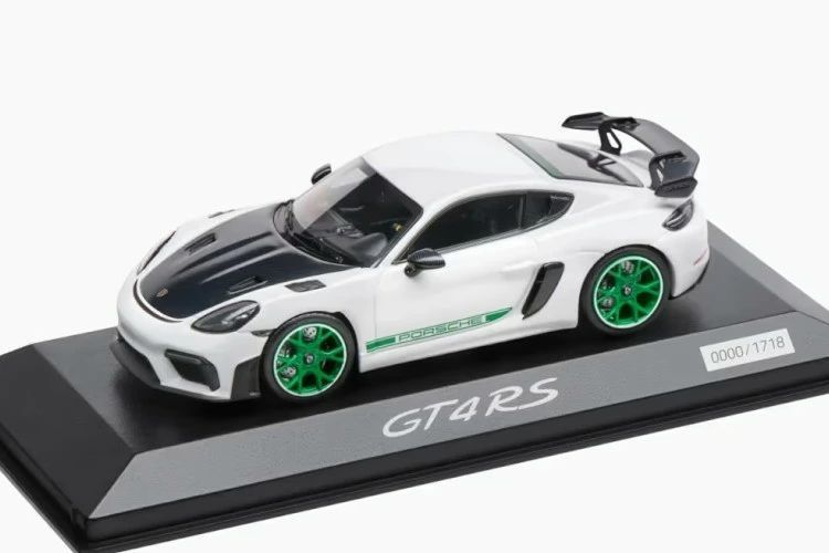 ミニチャンプス 1/43 ポルシェ 718 ケイマン GT4 RS 982 2021