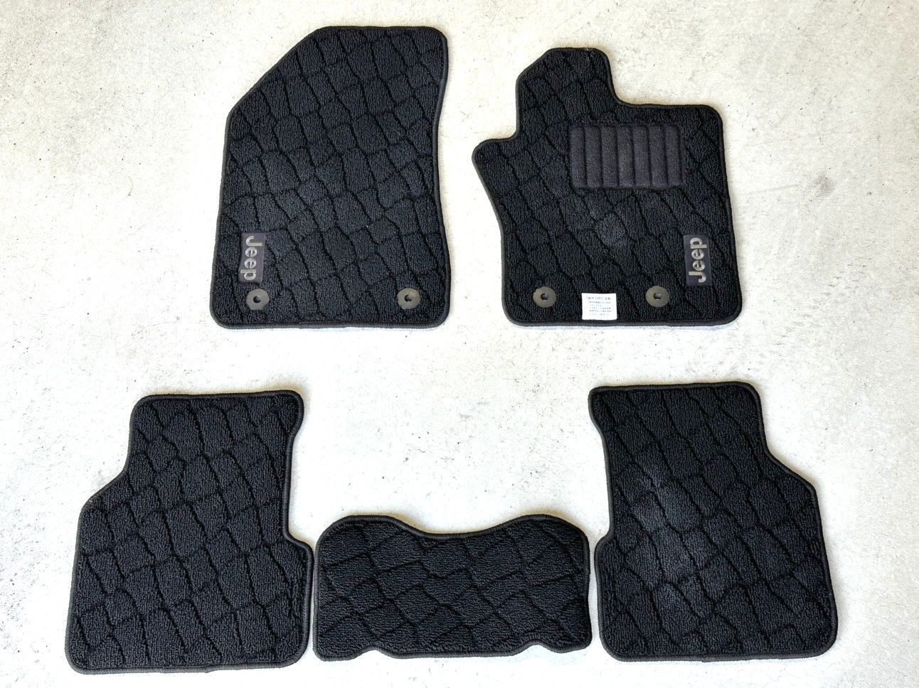 クライスラー ジープ|Jeep コンパス|Compass M 6 17～ フロアマット WEB 絨毯タイプ じゅうたん セット 品