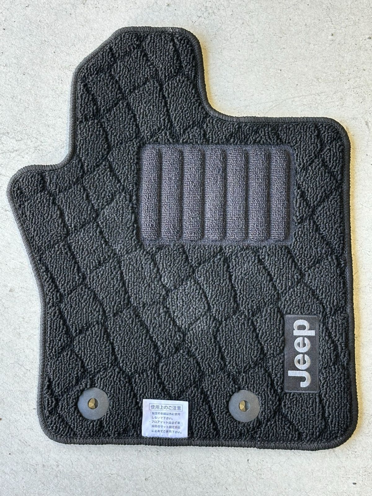 クライスラー ジープ|Jeep コンパス|Compass M6 17～ 純正品 フロアマット WEB 絨毯タイプ じゅうたん LJ000003AA 5枚セット 品