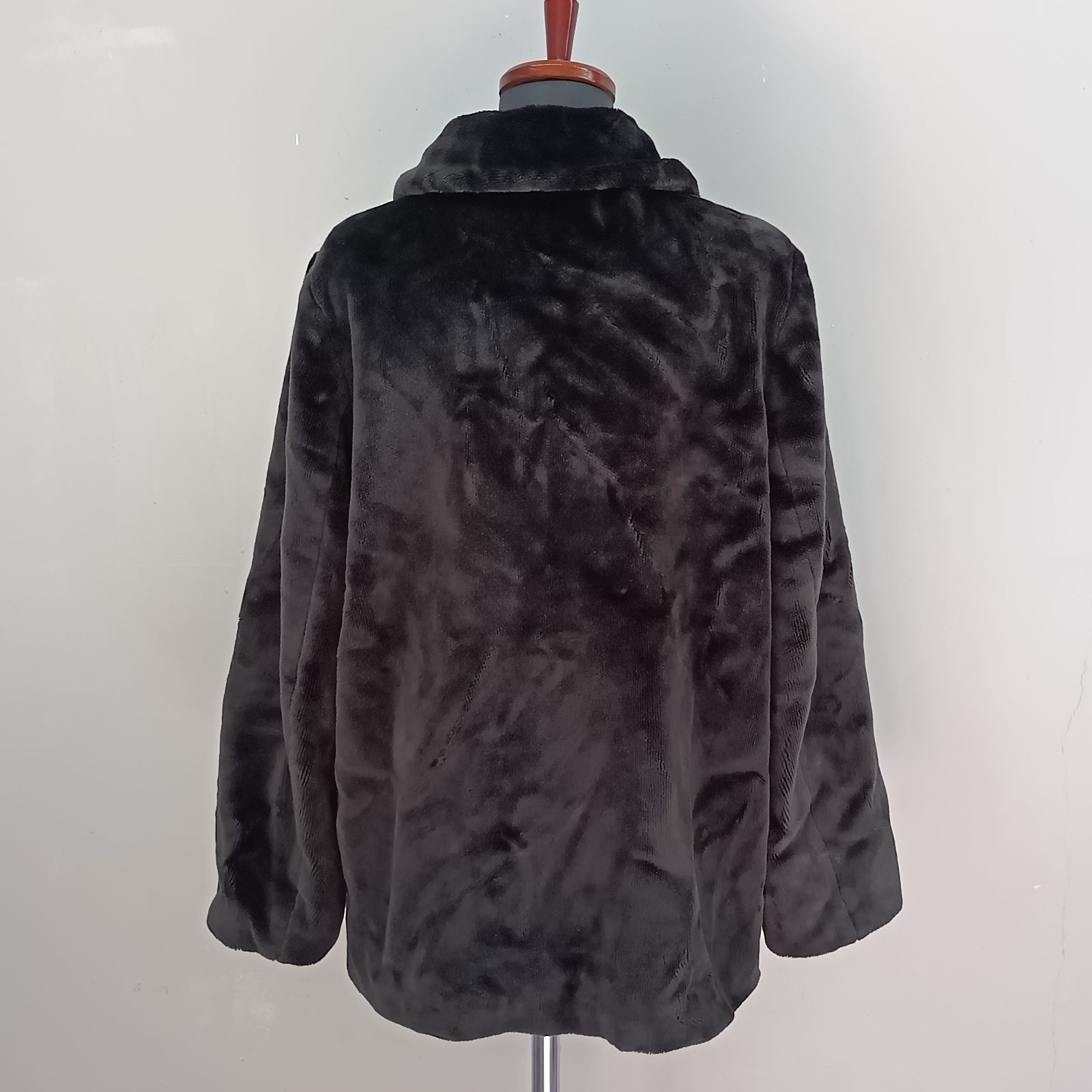 agnes b ベロアジャケット アニエスベー agnes b. ベロアジャケット コート ブラック アニエスベー - メルカリ