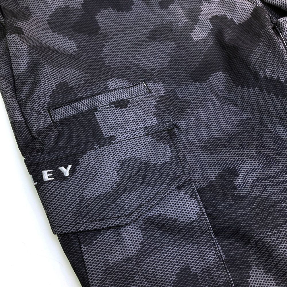 サイズ：XL OAKLEY オークリー 2024年モデル ロングパンツ カモフラ