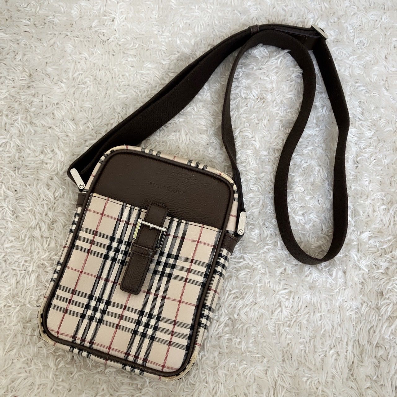 BURBERRY バーバリー ショルダーバッグ ノバチェック - メルカリ