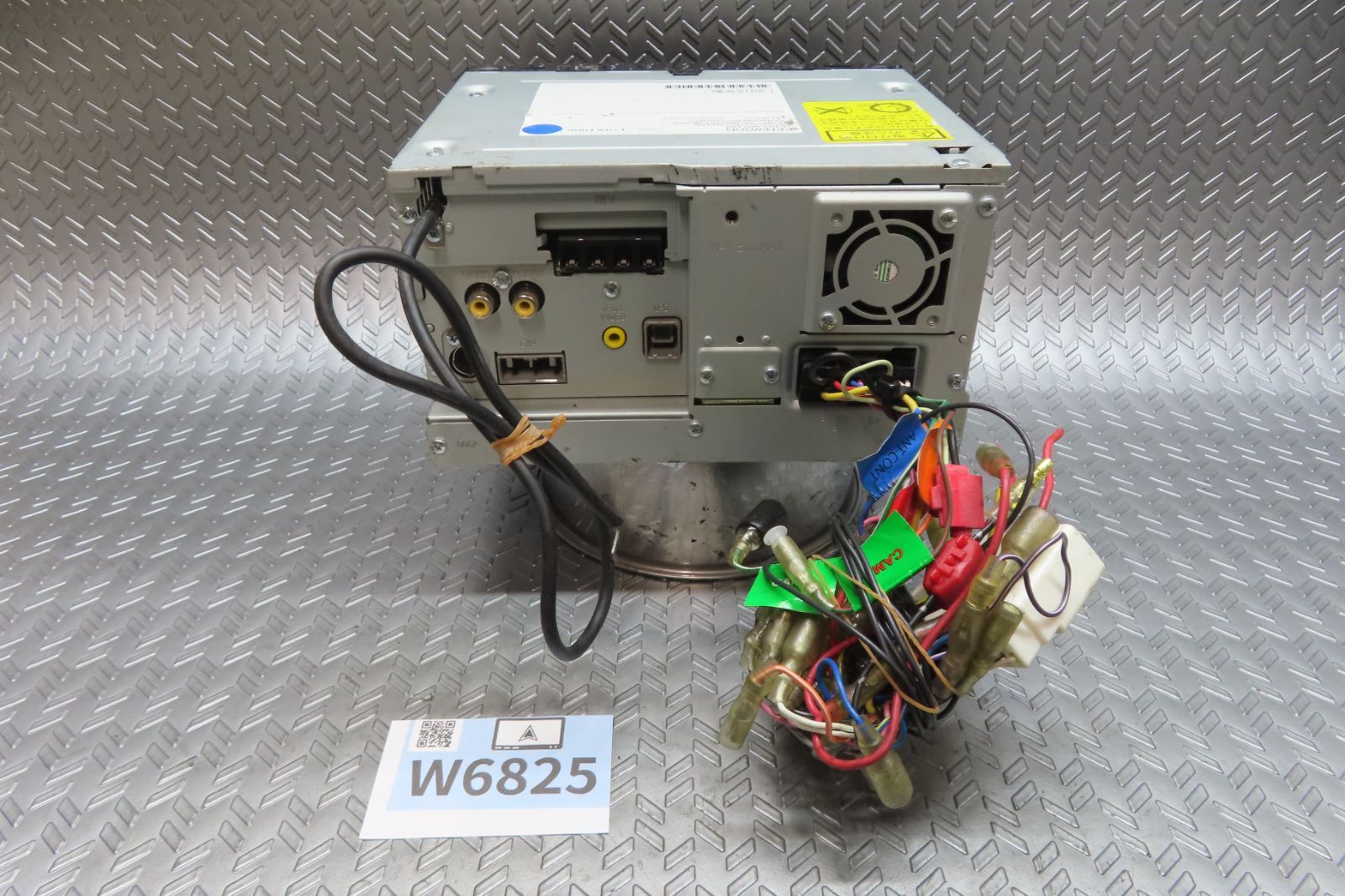 完動品保証付 W6825|ケンウッド メモリーナビ MDV-L502 TV地デジフルセグ内蔵 TV視聴OK ロック解除済