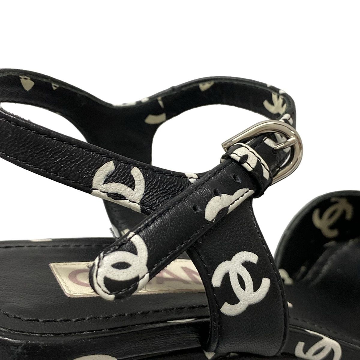 CHANEL(シャネル) サンダル 34 1/2 C - G38958 黒×白 ココマーク