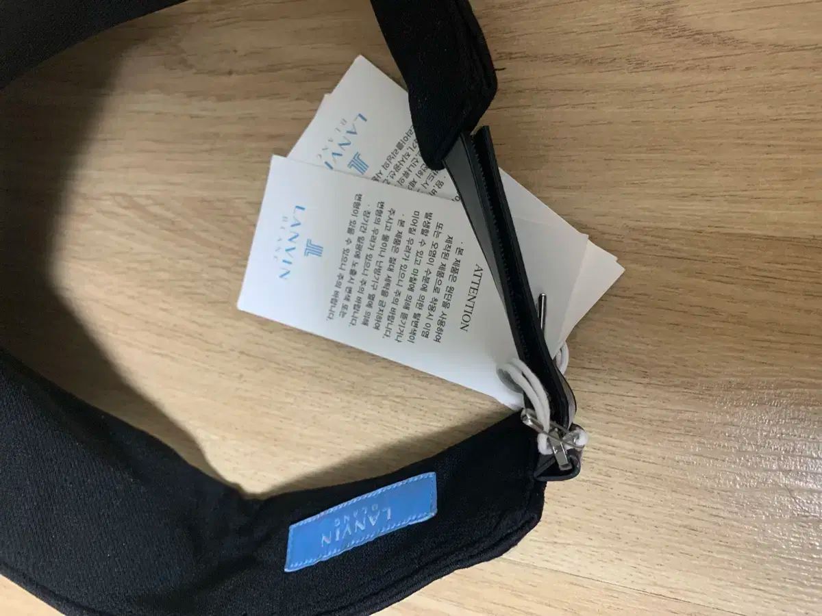 LANVIN ランバン ブラック サンバイザー 帽子