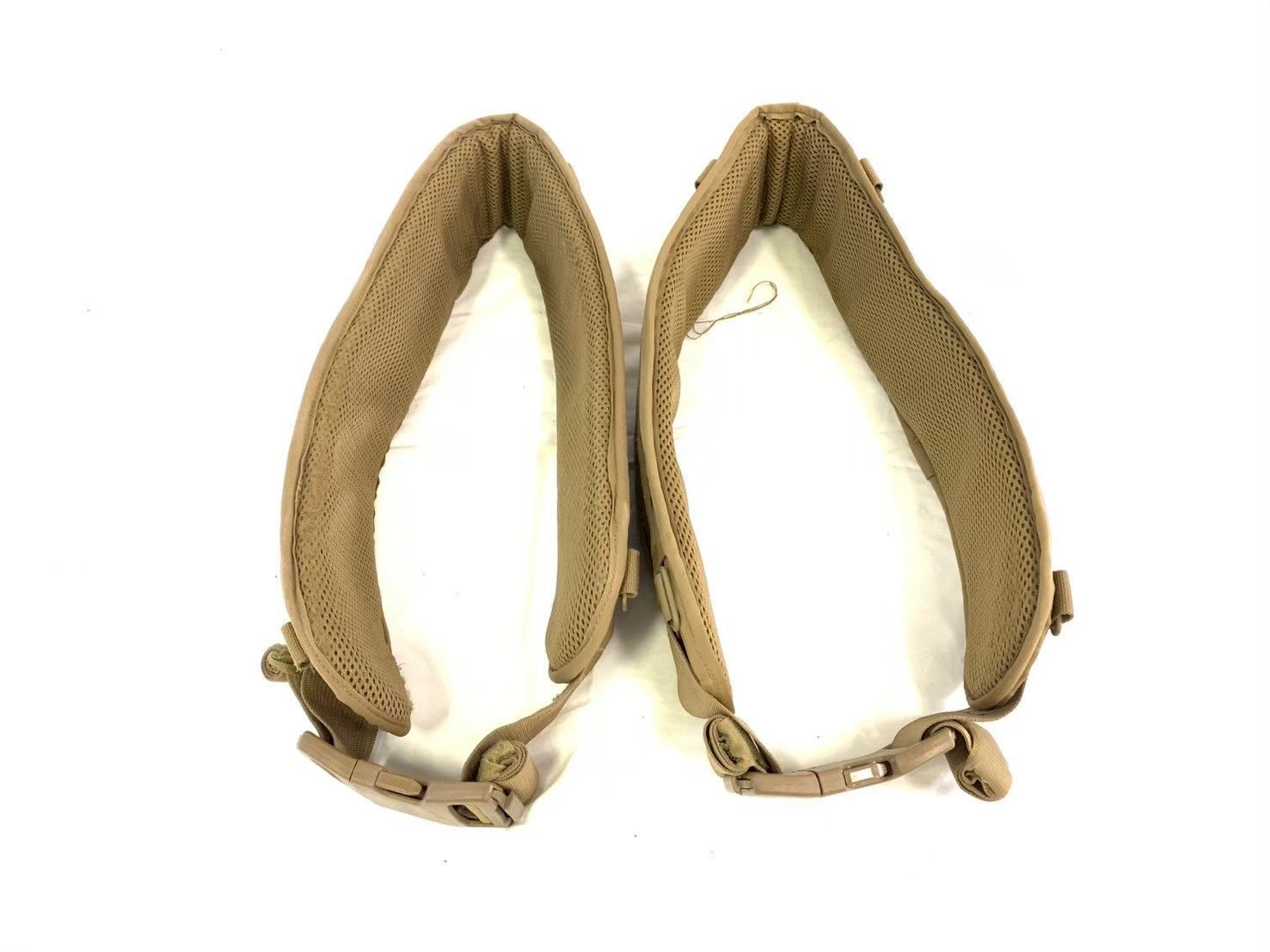 【米軍放出品】USMC ベルト MサイズSUB BELT コヨーテブラウン 米軍放出品】USMC ベルト MサイズSUB BELT コヨーテブラウン 米軍実物