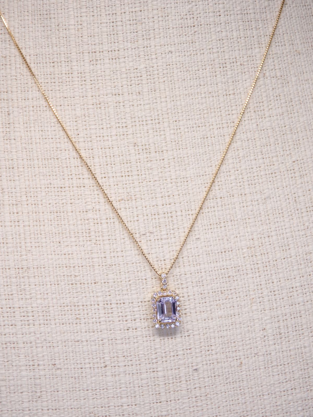 ソ付 バイオレット サファイア ネックレス(0.892ct） ソ付 バイオレット サファイア ネックレス(0.892ct） パープル