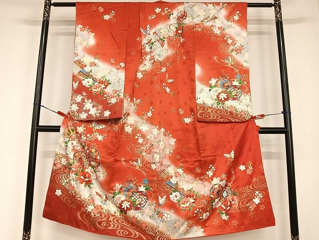 平和屋着物 七五三 女の子 7歳 祝着 四つ身 駒刺繍 花蝶鼓文 暈し染め 金彩 正絹 AABB6656ja