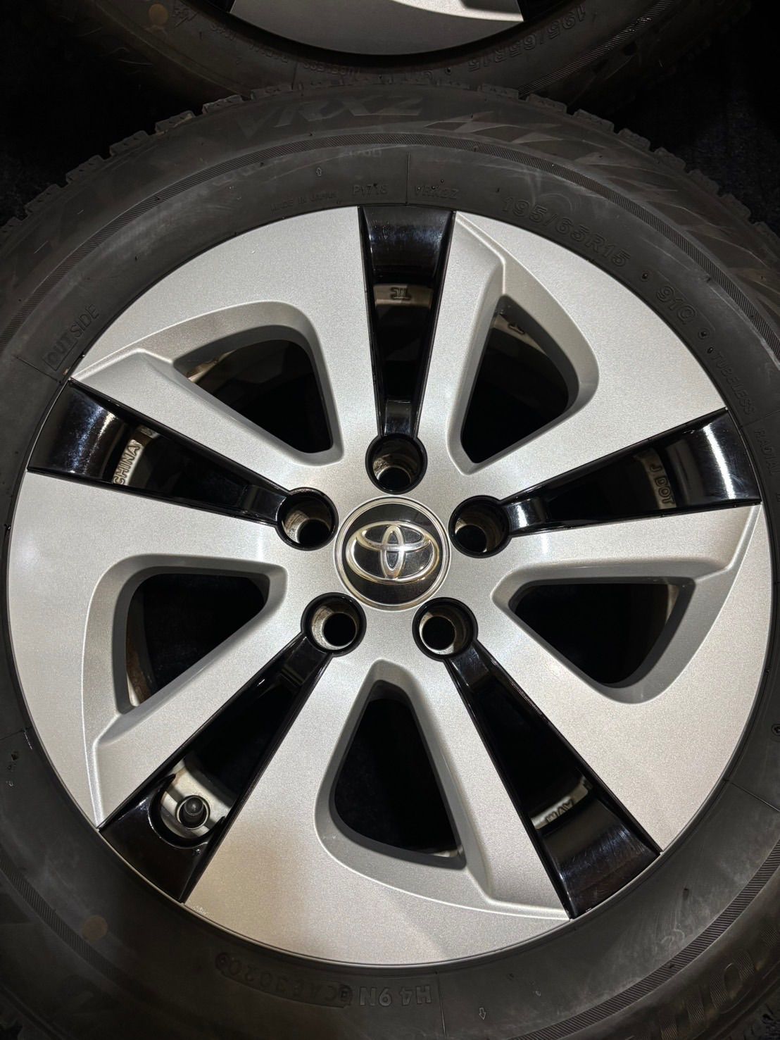  195 65 R 15 VRX 2 20年製 トヨタ 50 プリウス 15インチ 6 5 J 40 100 H スタッドレス 4本 南5 K 539 15インチ タイヤ ホイールセット