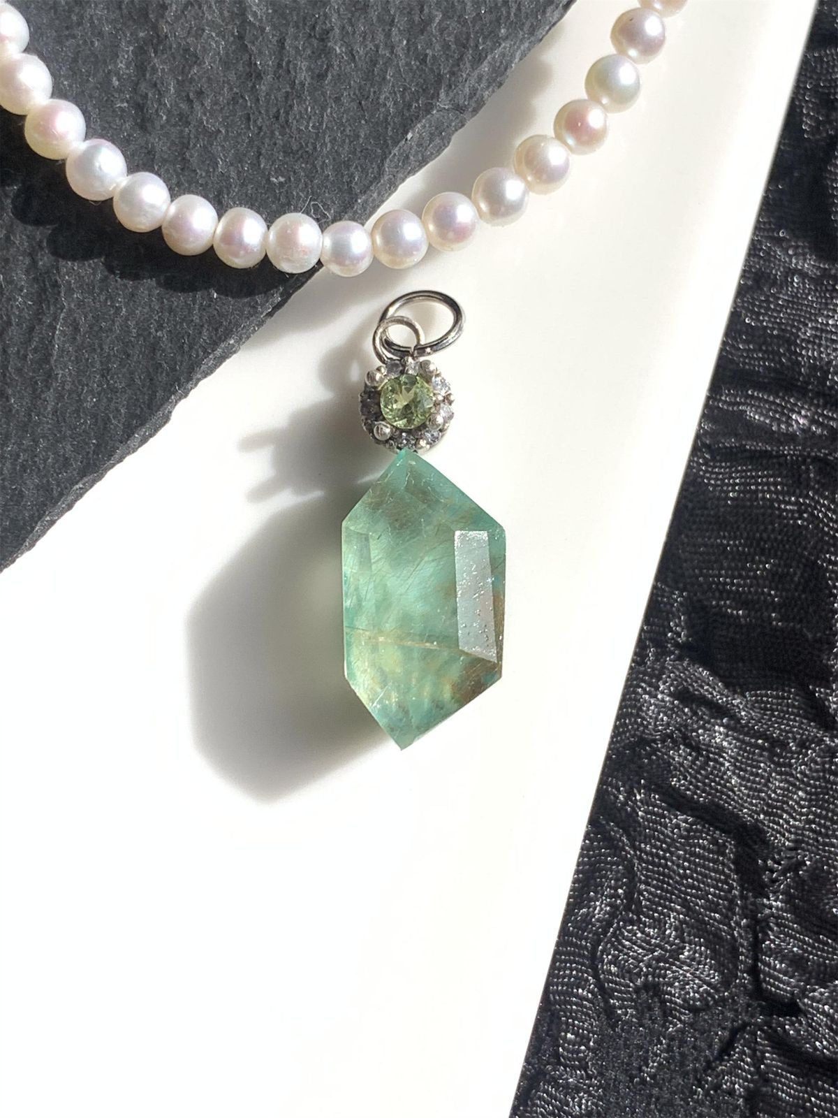 ターコイズ×ルチルクォーツ ダブレット ストーン ペリドット ペンダント ネックレス チャーム SV 925シルバー １点もの 229-1