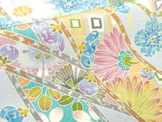 暈し染め 薄い虹色地