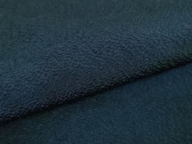 コート作家 三本賢