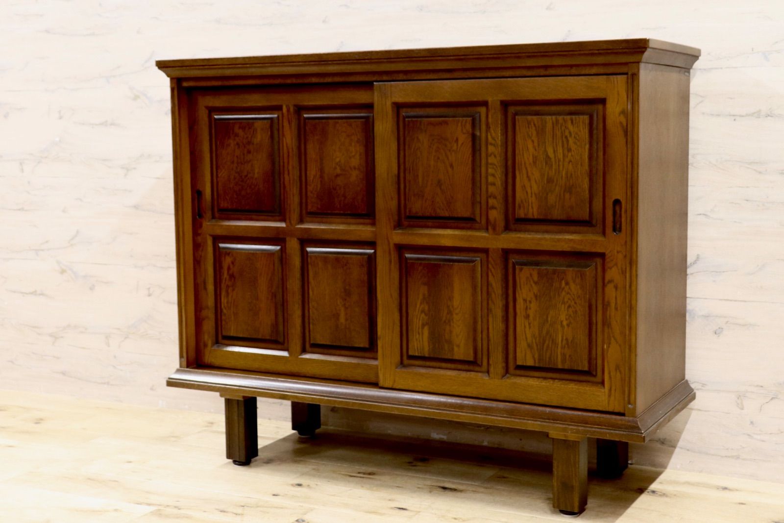 GMIH129○Karimoku | カリモク 下駄箱 シューズボックス 玄関収納 靴箱 キャビネット サイドボード ナラ材 脚付き