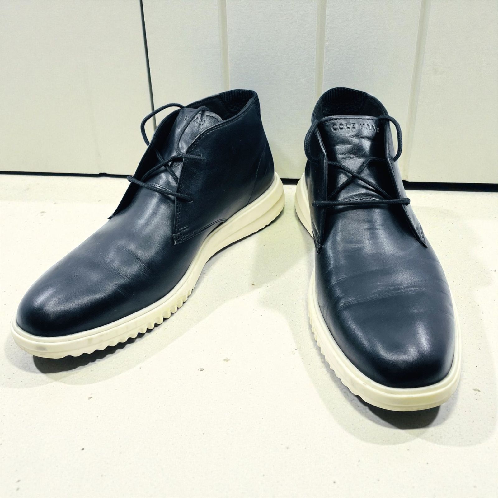 COLE HAAN コールハーン グランドプラス チャッカ mens C37022 ブラックスムーズレザー | アイボリー 8 1|2 26-26.5cm相当