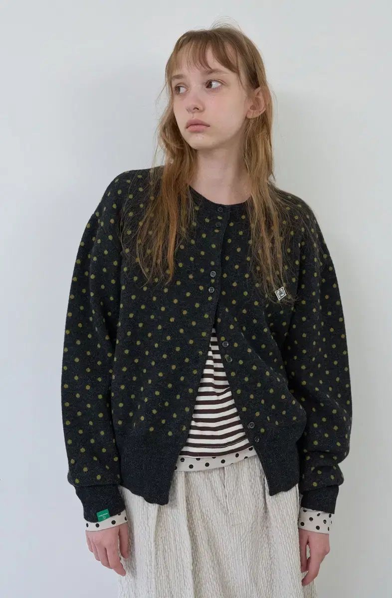 NOCONTENT ドット ウール カーディガン チャコール