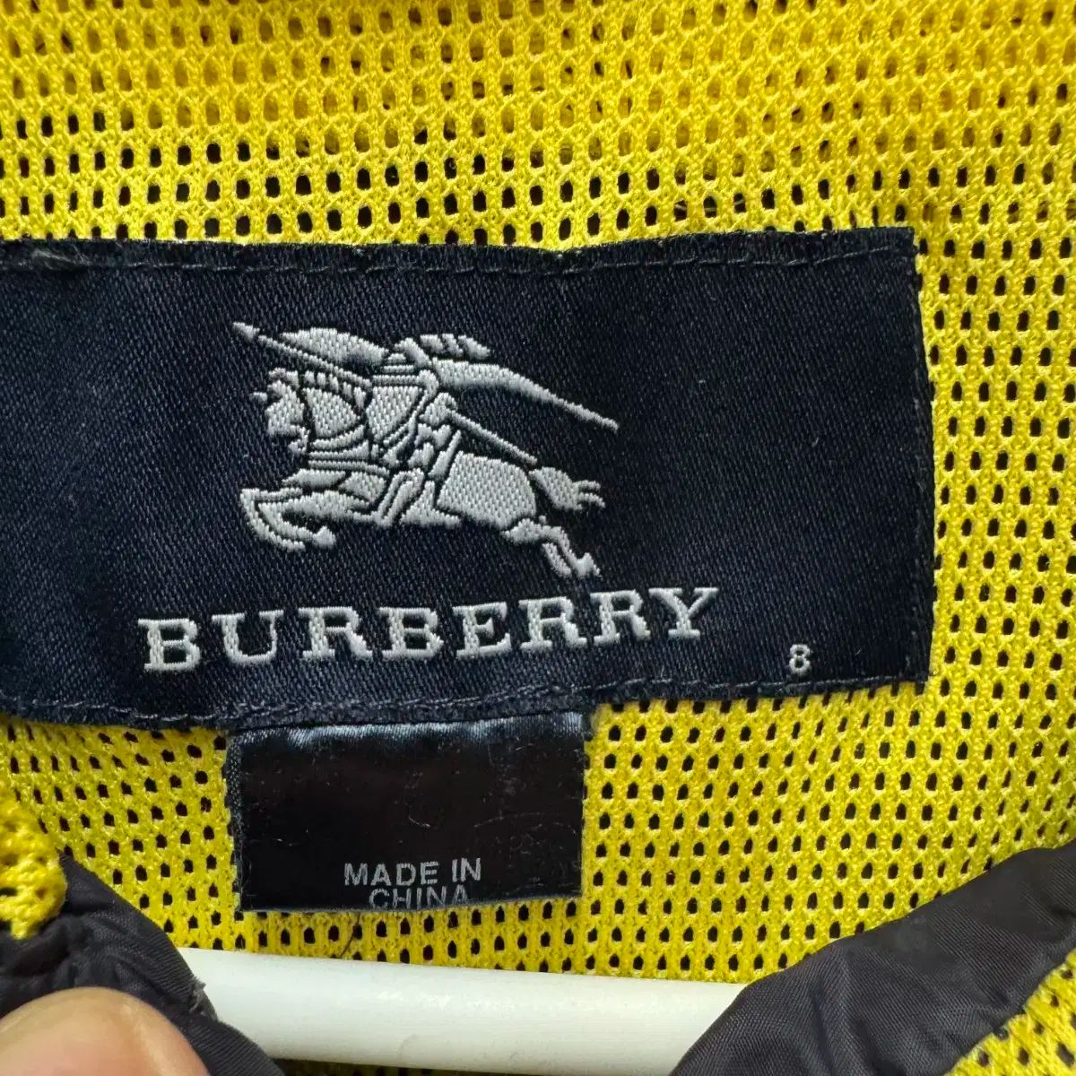 バーバリー ウィンドブレーカー アウター 8