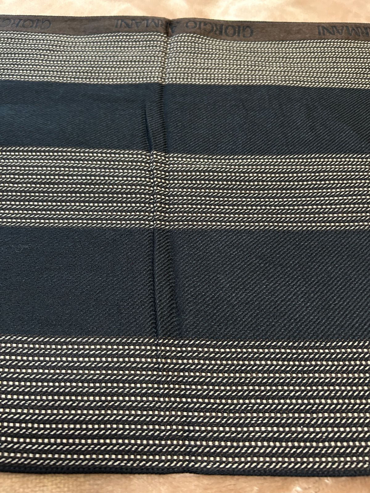 ♥タグ付きジョルジオアルマーニメンズマフラーストールショールスカーフ男性用紳士ウール毛シルク絹ブラウン茶色系黒色系ストライプ