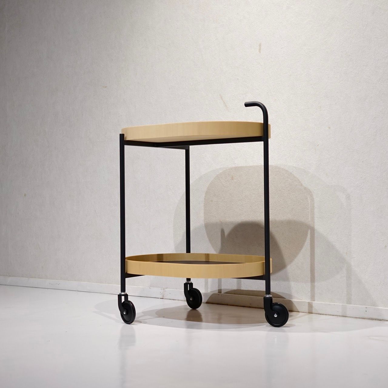 モヘイム TROLLEY