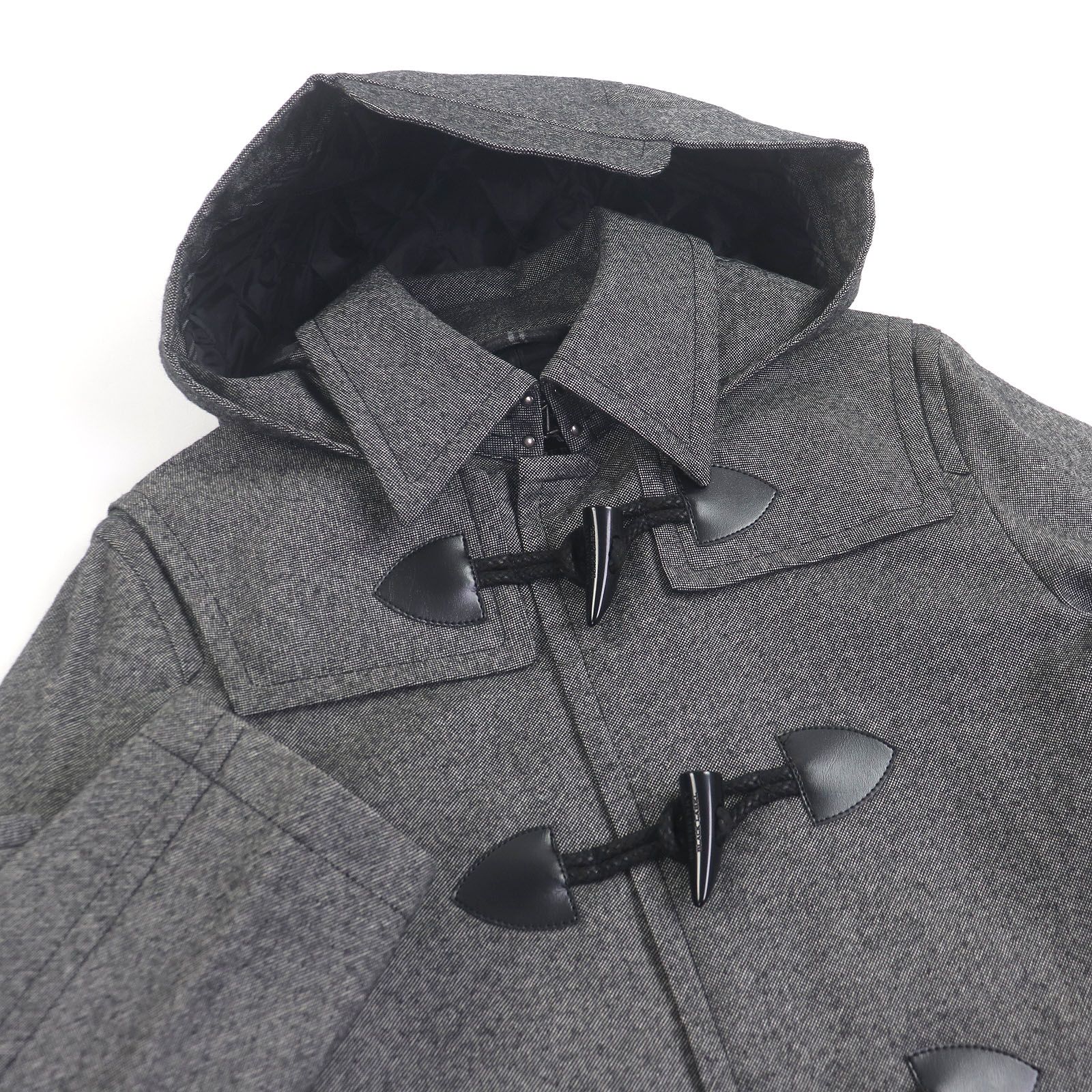 ウール100％ トグルボタン