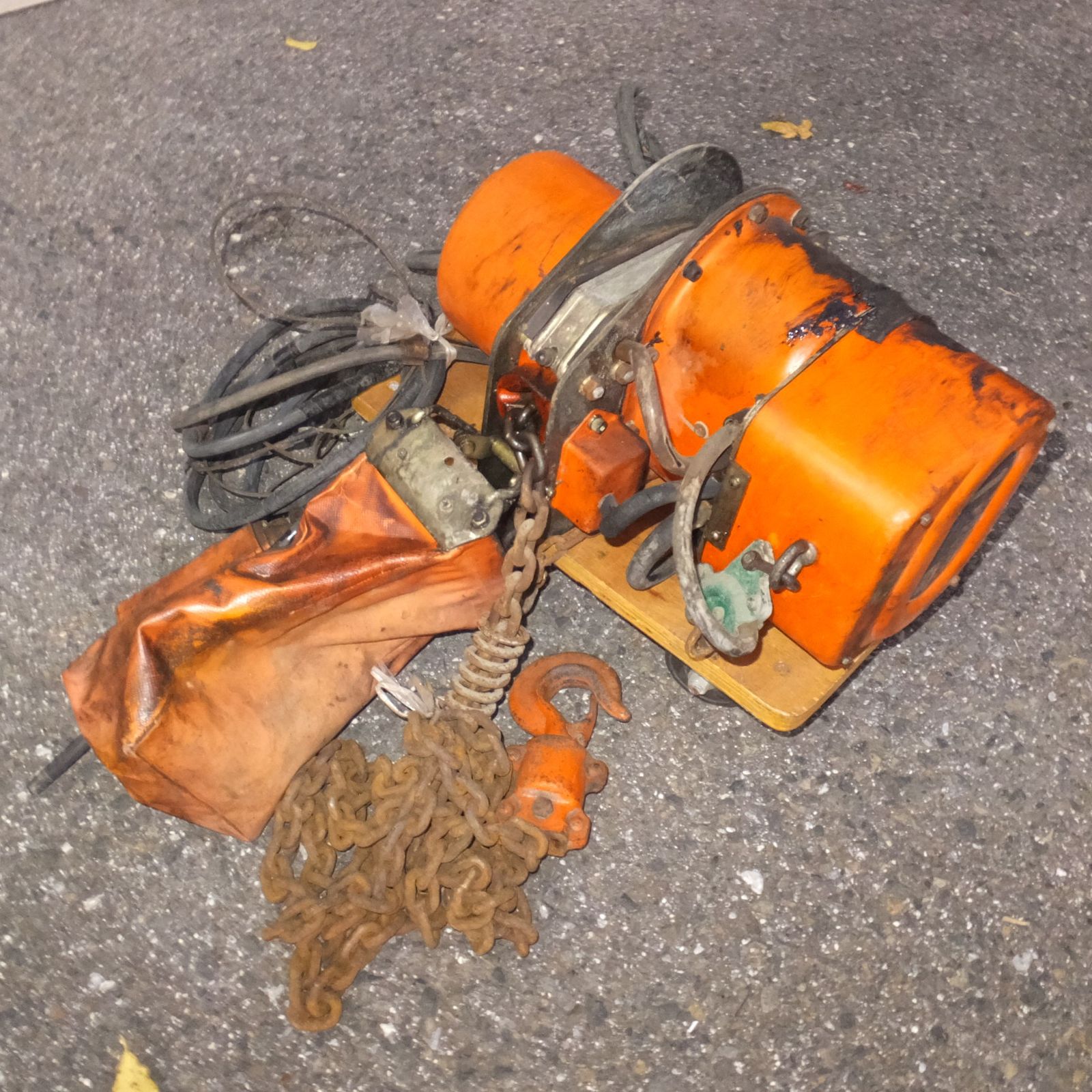 送料無料 岐阜発 ジャンク 象印 ELEPHANT 電気チェーンブロック F.KONGO 3F 1TON