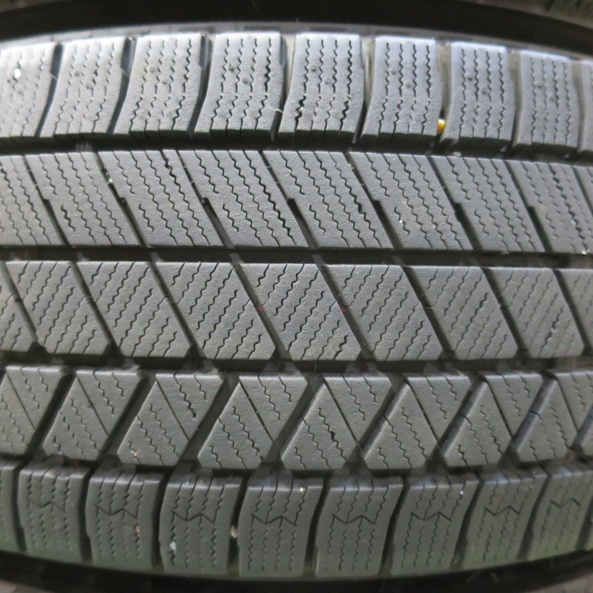  バリ溝 21年 9 5分 トヨタ カムリ グラシア 195 65 R 15 スタッドレス ブリヂストン ブリザック VRX 3 15インチ PCD 114 5 H 5103108イス 15インチ タイヤ ホイールセット