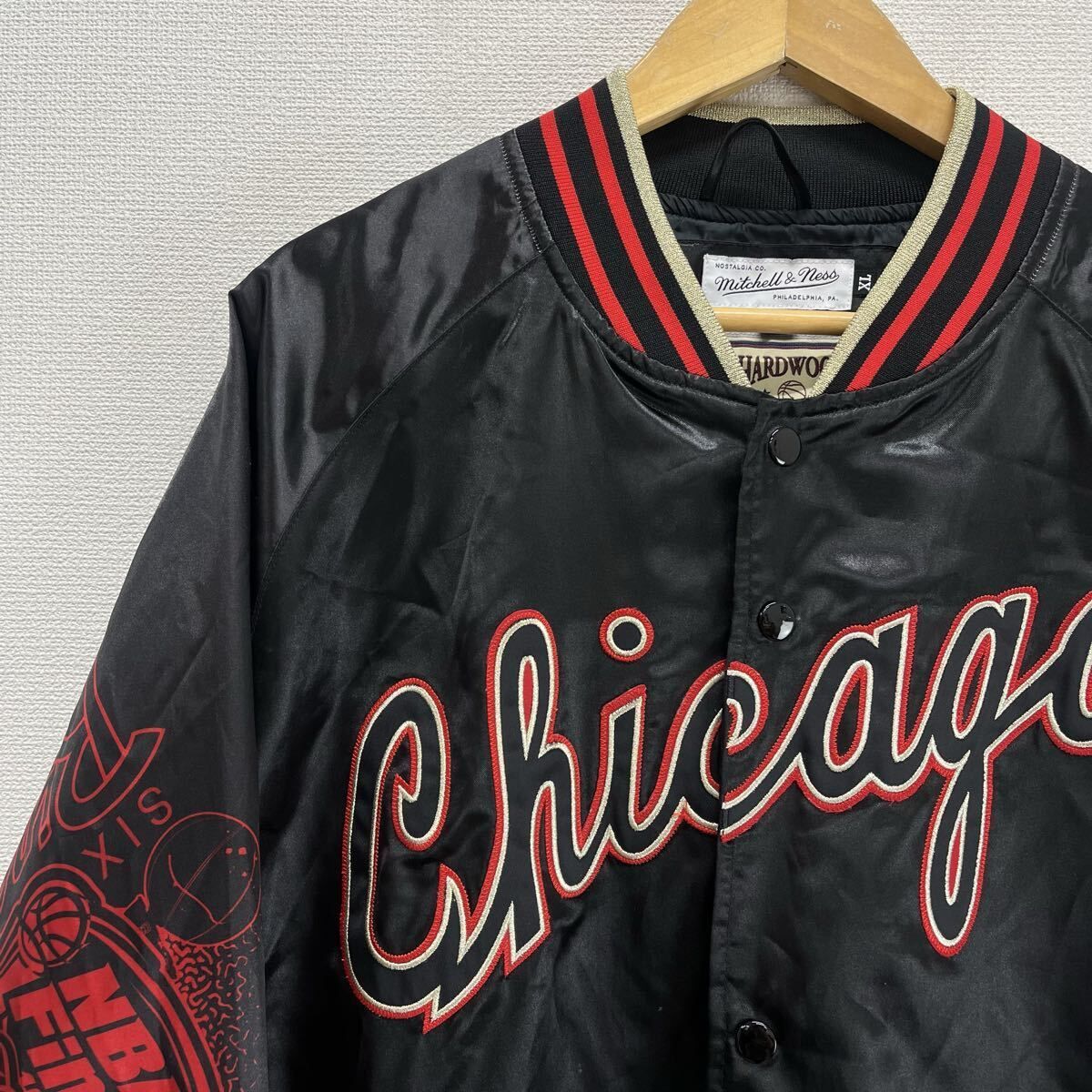 Mitchell&Ness シカゴブルズ ビッグサイズ スタジャン ブルゾン