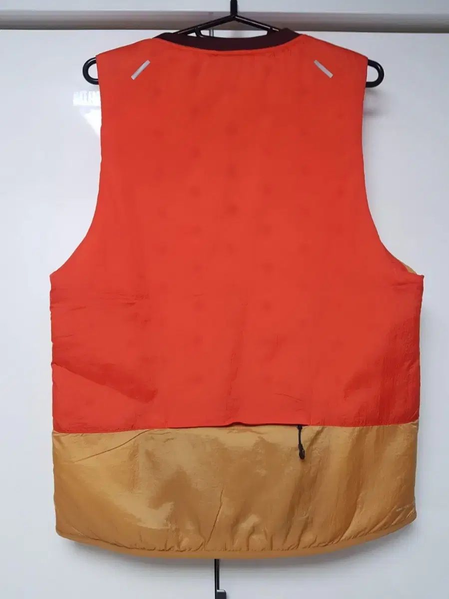 ナイキ エアロロフト ランニング ダウンベスト M Nike ランニング